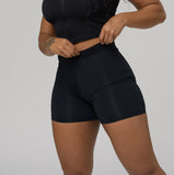 Game Changer Short Black